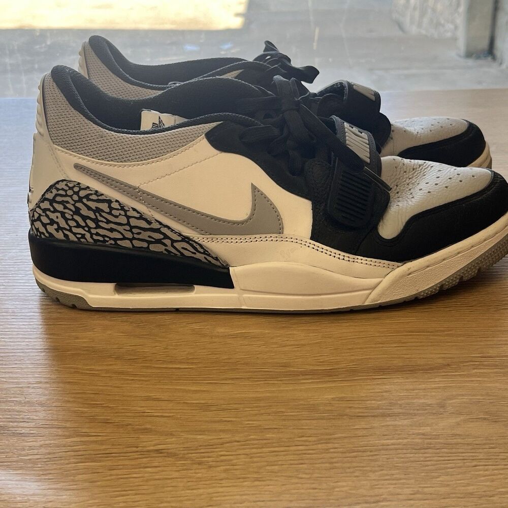 Jordan Legacy 312 Low - Light Smoke Grey White/Black - Men's Size 10.5